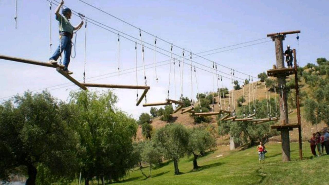 Apartamentos Mirador En La Plaza De Zahara Zahara De La Sierra Eksteriør bilde